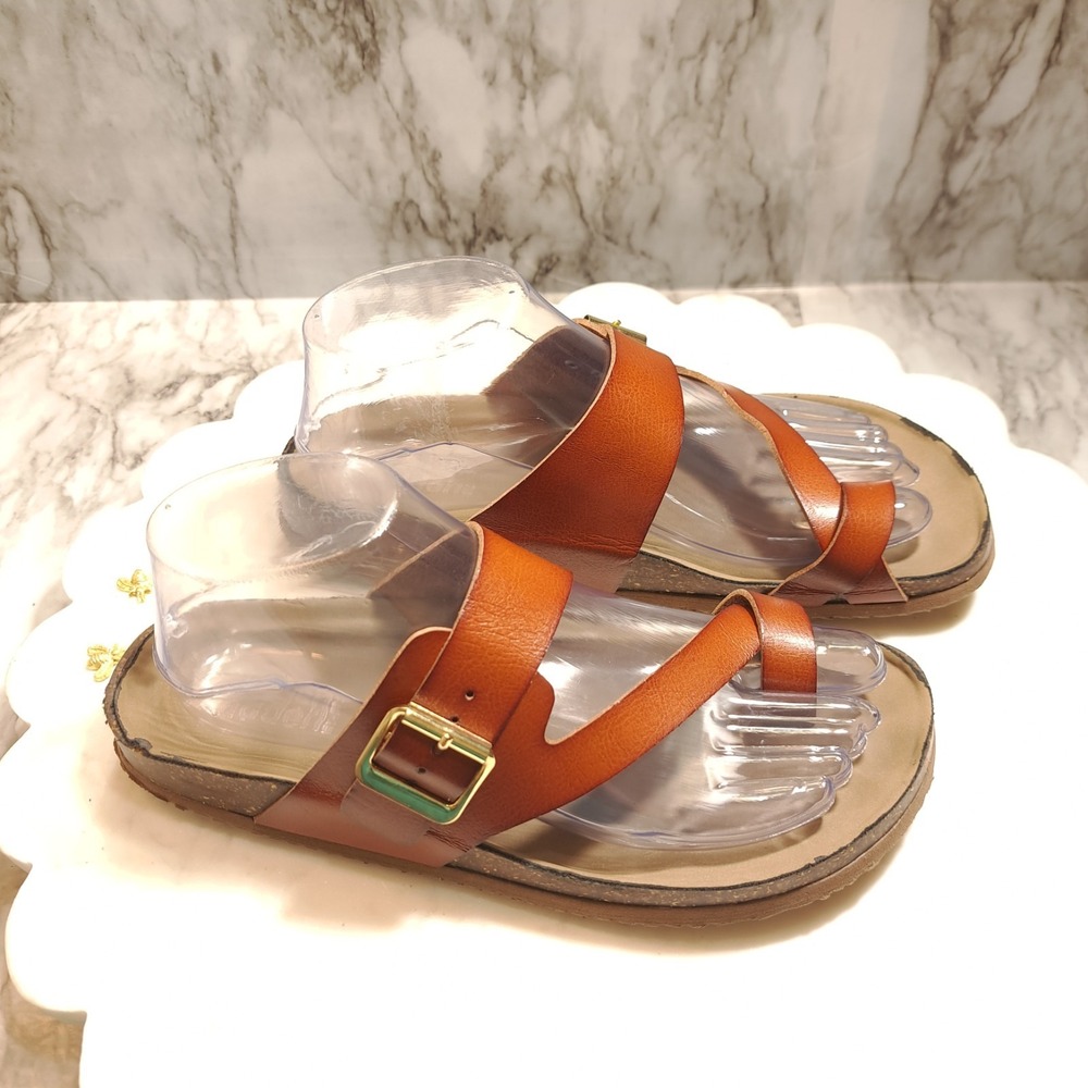 Madden NYC Women's Sandals/Flats Size 7.5M Brown Double Buckle Adjustable‎